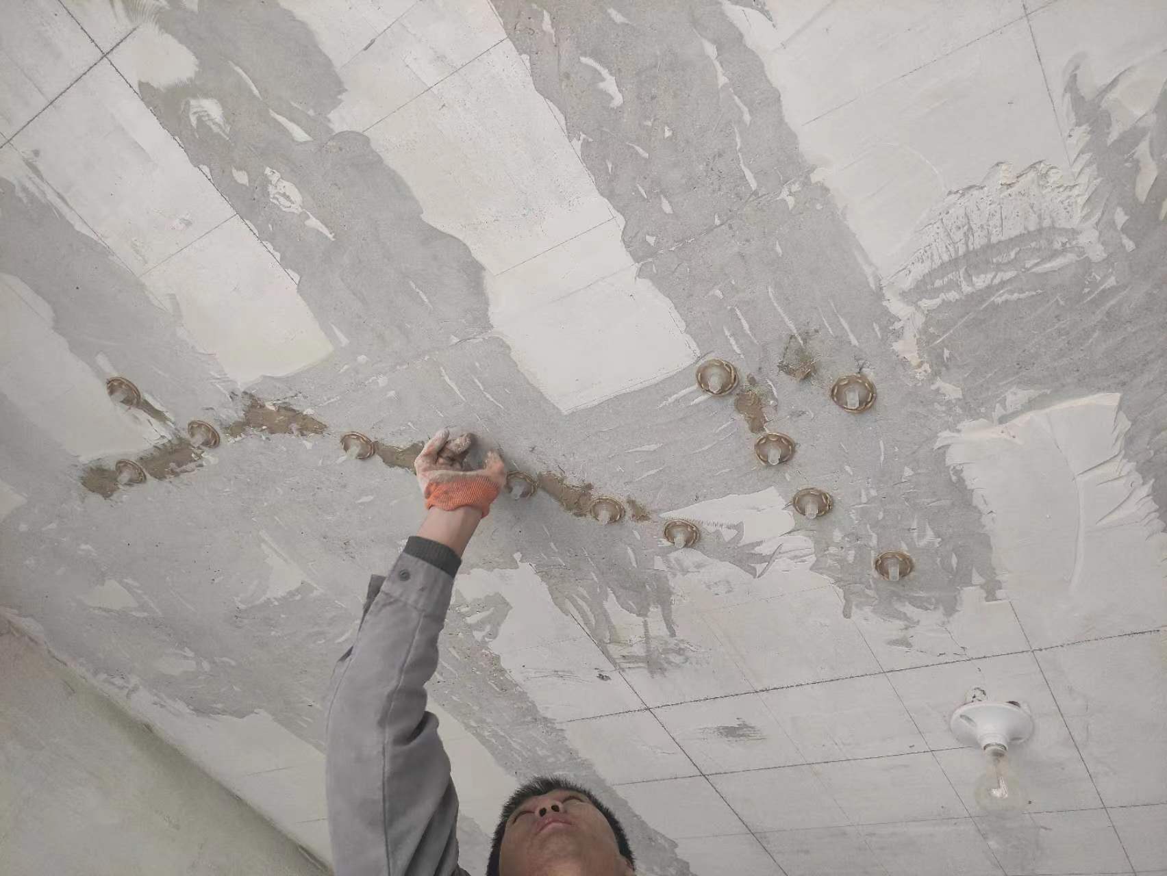 蚌埠混凝土楼板裂缝为什么会开裂?怎么修补?